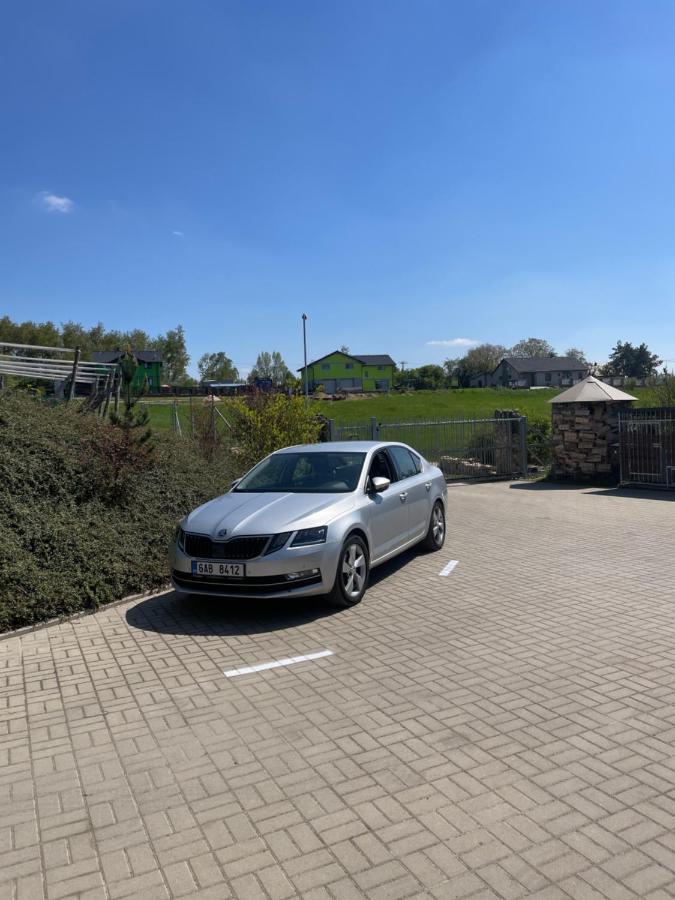 Ubytovani U Vinice Melnik Bagian luar foto